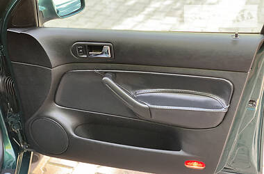 Універсал Volkswagen Golf 2000 в 