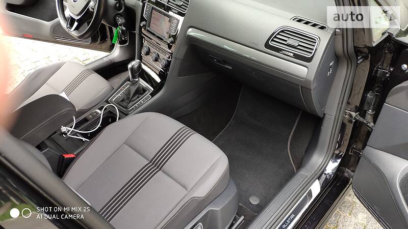 Універсал Volkswagen Golf 2016 в Чернівцях фото 19 Універсал Volkswagen Golf 2016 в Чернівцях