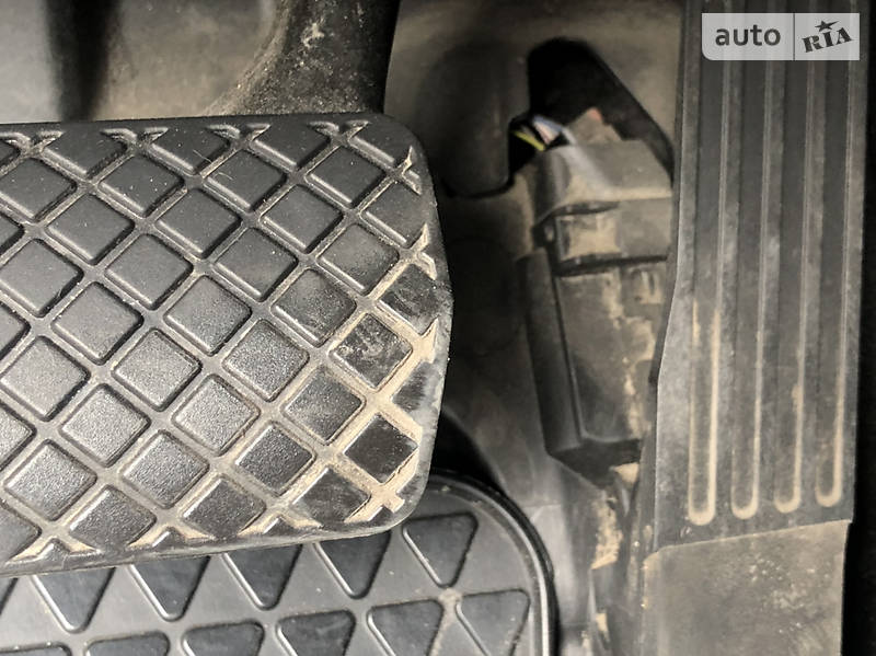 Універсал Volkswagen Golf 2010 в Києві фото 40 Універсал Volkswagen Golf 2010 в Києві