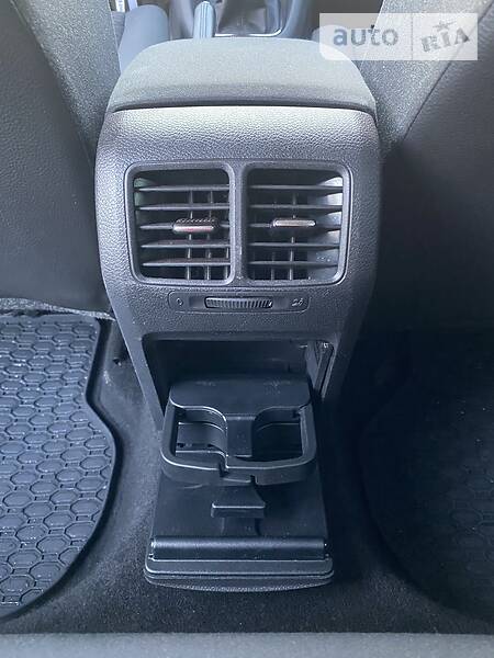 Хетчбек Volkswagen Golf 2011 в Луцьку фото 66 Хетчбек Volkswagen Golf 2011 в Луцьку