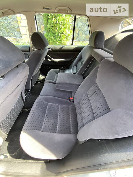 Хетчбек Volkswagen Golf 1998 в Вінниці