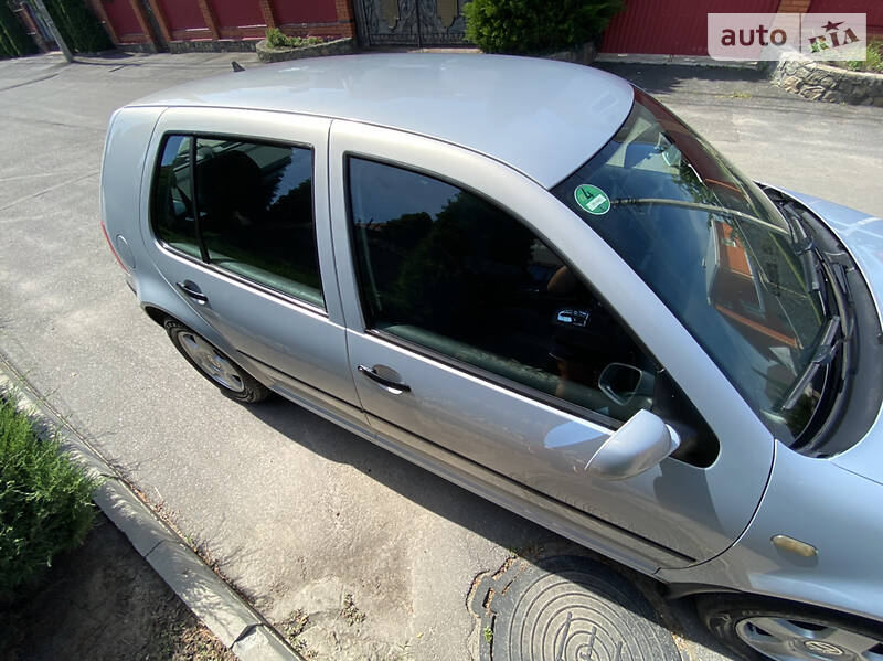 Хетчбек Volkswagen Golf 1998 в Вінниці