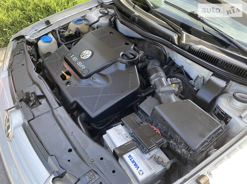Хетчбек Volkswagen Golf 1998 в Вінниці
