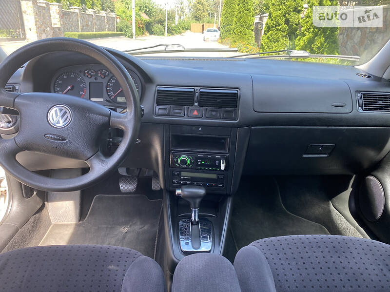 Хетчбек Volkswagen Golf 1998 в Вінниці