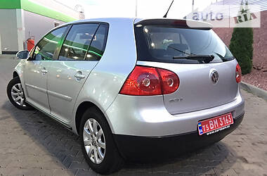 Хетчбек Volkswagen Golf 2008 в 