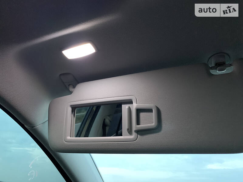 Універсал Volkswagen Golf 2018 в Дніпрі фото 35 Універсал Volkswagen Golf 2018 в Дніпрі