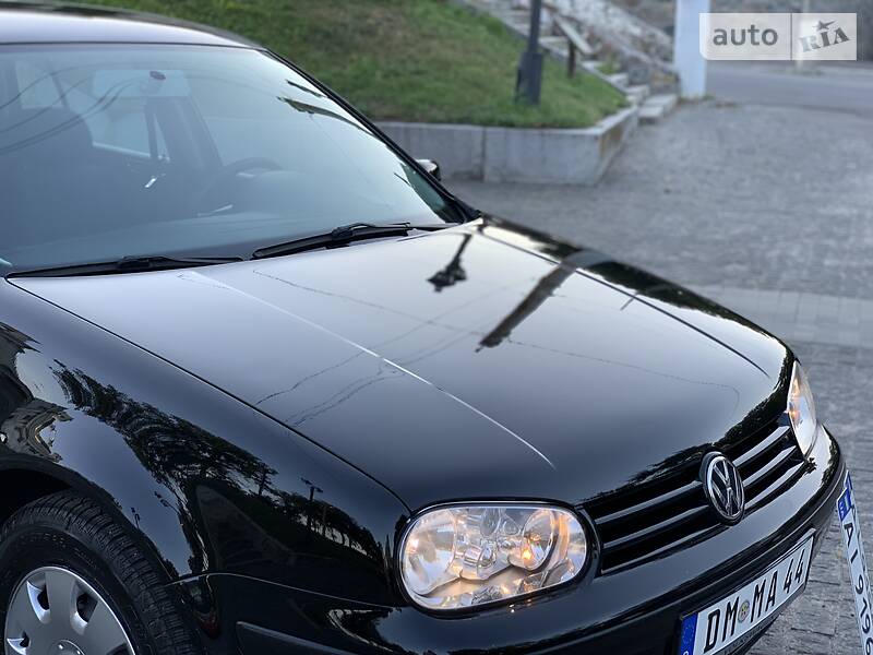 Хэтчбек Volkswagen Golf 2001 в Белой Церкви