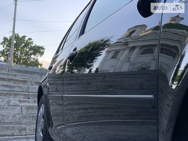 Хэтчбек Volkswagen Golf 2001 в Белой Церкви