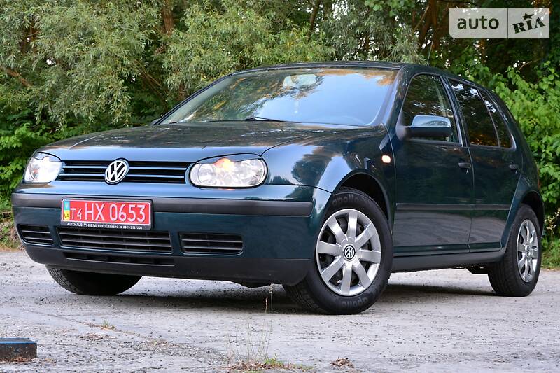 Універсал Volkswagen Golf 2001 в Дрогобичі
