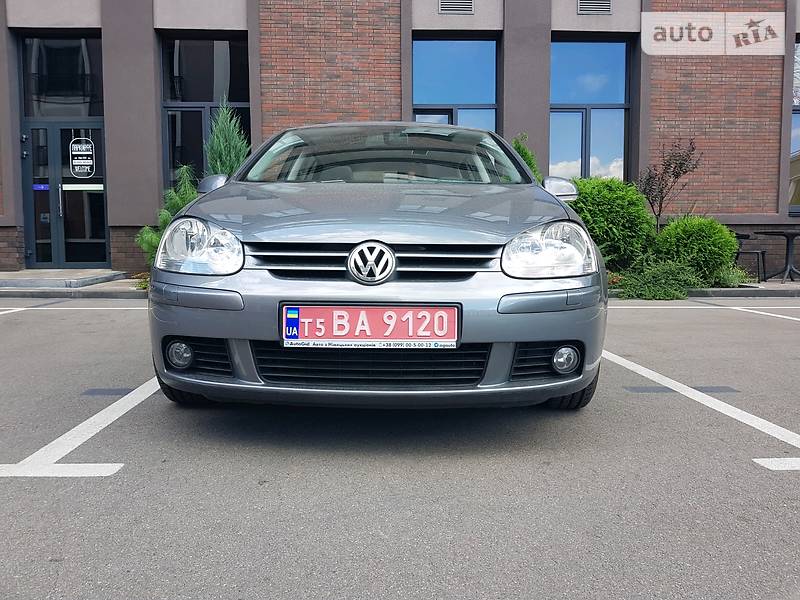Хэтчбек Volkswagen Golf 2006 в Кременчуге