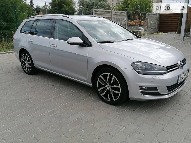 Универсал Volkswagen Golf 2014 в Радомышле