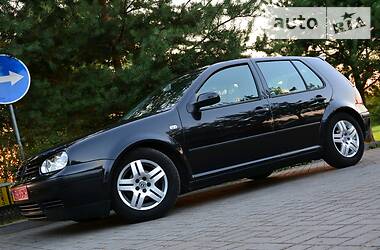 Хэтчбек Volkswagen Golf 2002 в Бориславе