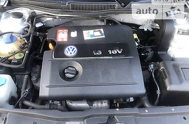 Універсал Volkswagen Golf 2000 в 
