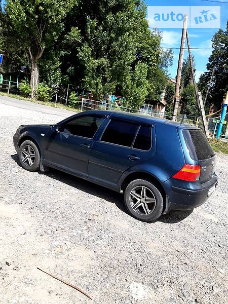 Хетчбек Volkswagen Golf 2002 в Хмельницькому
