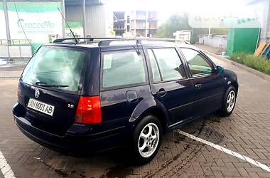 Універсал Volkswagen Golf 2000 в 