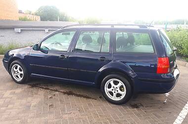 Універсал Volkswagen Golf 2000 в 