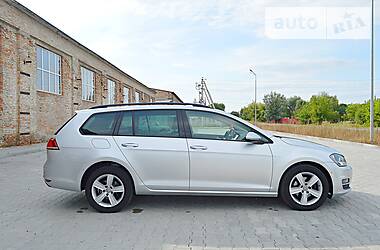 Універсал Volkswagen Golf 2014 в 