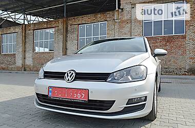 Універсал Volkswagen Golf 2014 в 