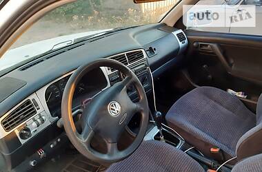 Хэтчбек Volkswagen Golf 1993 в Кропивницком