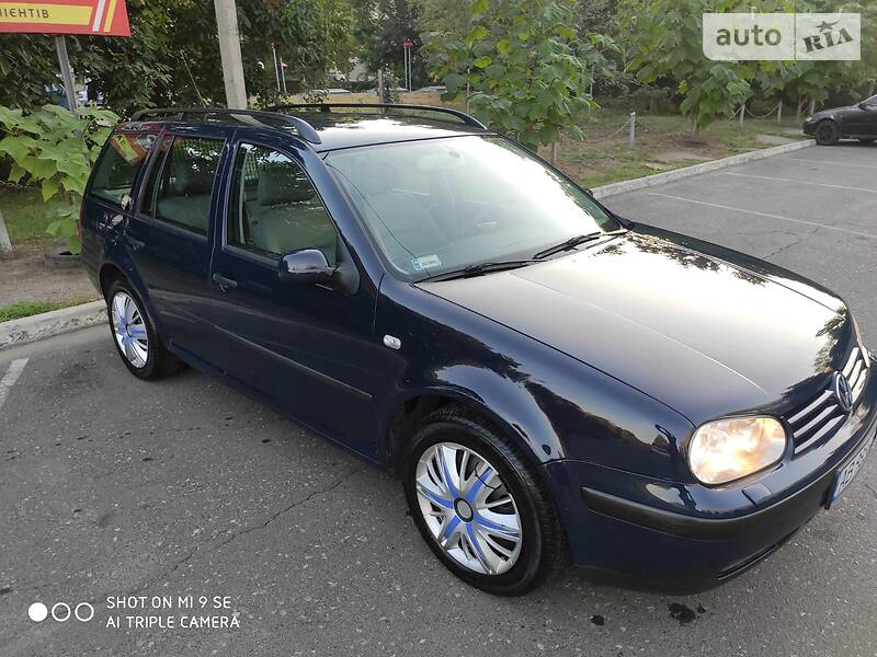 Универсал Volkswagen Golf 2001 в Одессе