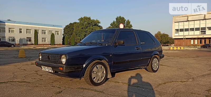 Хэтчбек Volkswagen Golf 1989 в Кропивницком