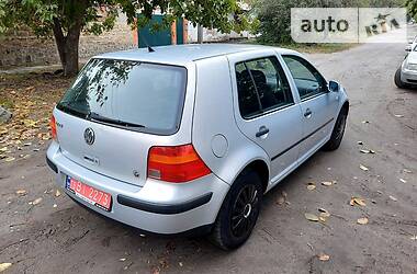 Хэтчбек Volkswagen Golf 2000 в Полтаве