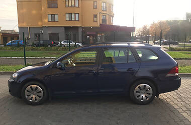 Универсал Volkswagen Golf 2011 в Луцке