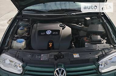 Хэтчбек Volkswagen Golf 2001 в Чернигове