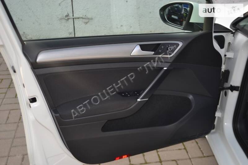 Универсал Volkswagen Golf 2015 в Хмельницком