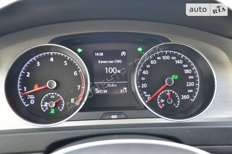 Универсал Volkswagen Golf 2015 в Хмельницком