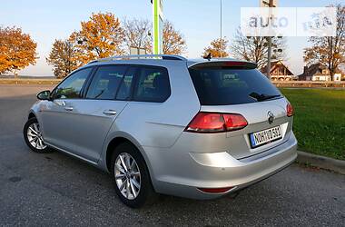 Универсал Volkswagen Golf 2015 в Львове