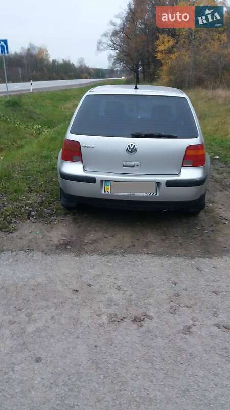 Хетчбек Volkswagen Golf 1999 в Миколаєві