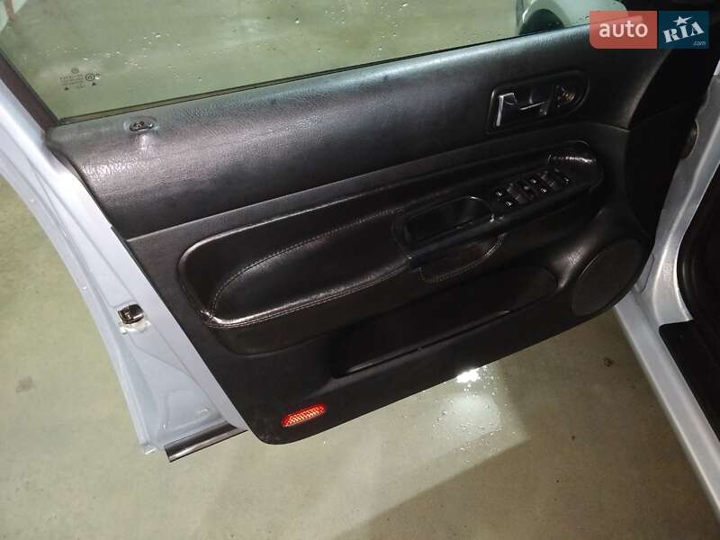 Хетчбек Volkswagen Golf 1999 в Хмельницькому