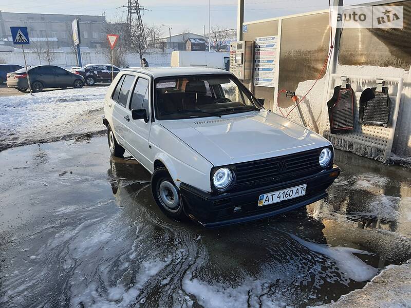 Хэтчбек Volkswagen Golf 1987 в Ивано-Франковске