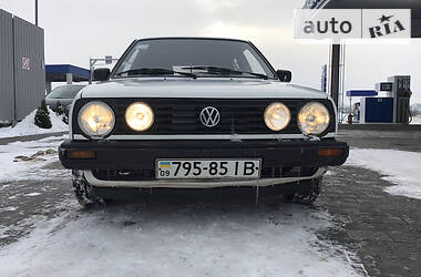 Хетчбек Volkswagen Golf 1987 в Івано-Франківську