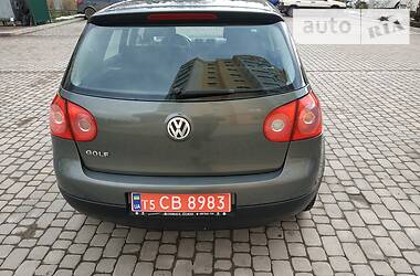 Хетчбек Volkswagen Golf 2004 в Кам'янець-Подільському