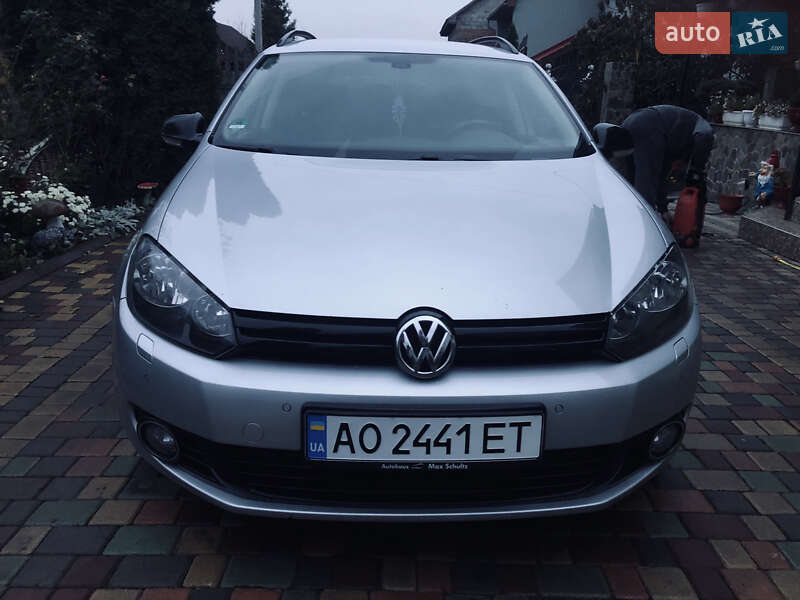 Универсал Volkswagen Golf 2013 в Виноградове