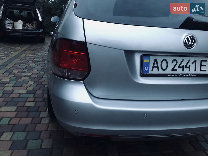 Универсал Volkswagen Golf 2013 в Виноградове