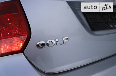 Универсал Volkswagen Golf 2009 в Дрогобыче