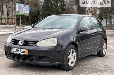 Хэтчбек Volkswagen Golf 2005 в Ровно