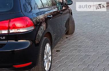 Хетчбек Volkswagen Golf 2009 в 