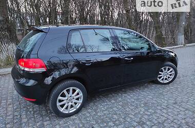 Хетчбек Volkswagen Golf 2009 в 