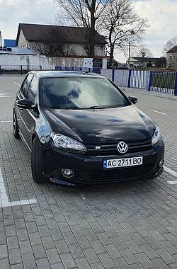 Хэтчбек Volkswagen Golf 2010 в Луцке