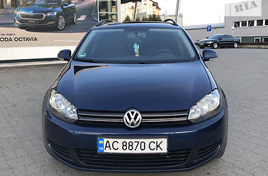 Универсал Volkswagen Golf 2010 в Луцке