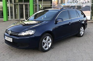 Универсал Volkswagen Golf 2010 в Луцке