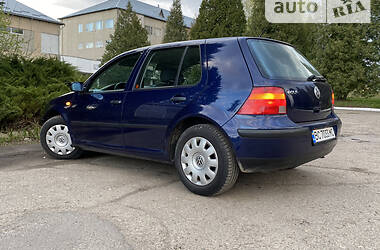 Хэтчбек Volkswagen Golf 2001 в Дрогобыче