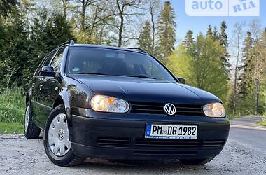 Универсал Volkswagen Golf 2001 в Трускавце