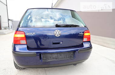 Хэтчбек Volkswagen Golf 2002 в Дрогобыче