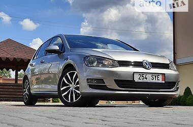 Хэтчбек Volkswagen Golf 2015 в Самборе