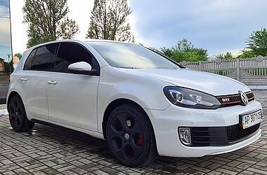 Хэтчбек Volkswagen Golf 2011 в Запорожье